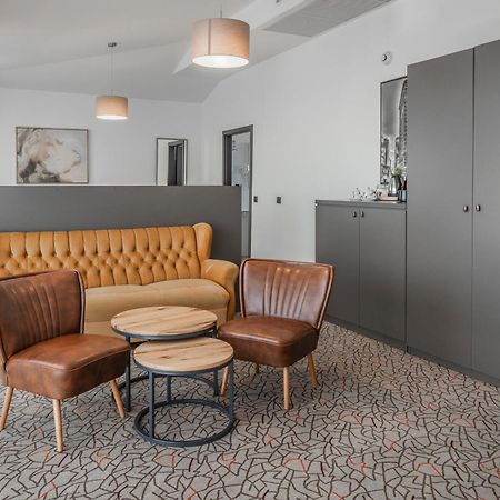 Charm Boutique Hotel Satu Mare Eksteriør billede