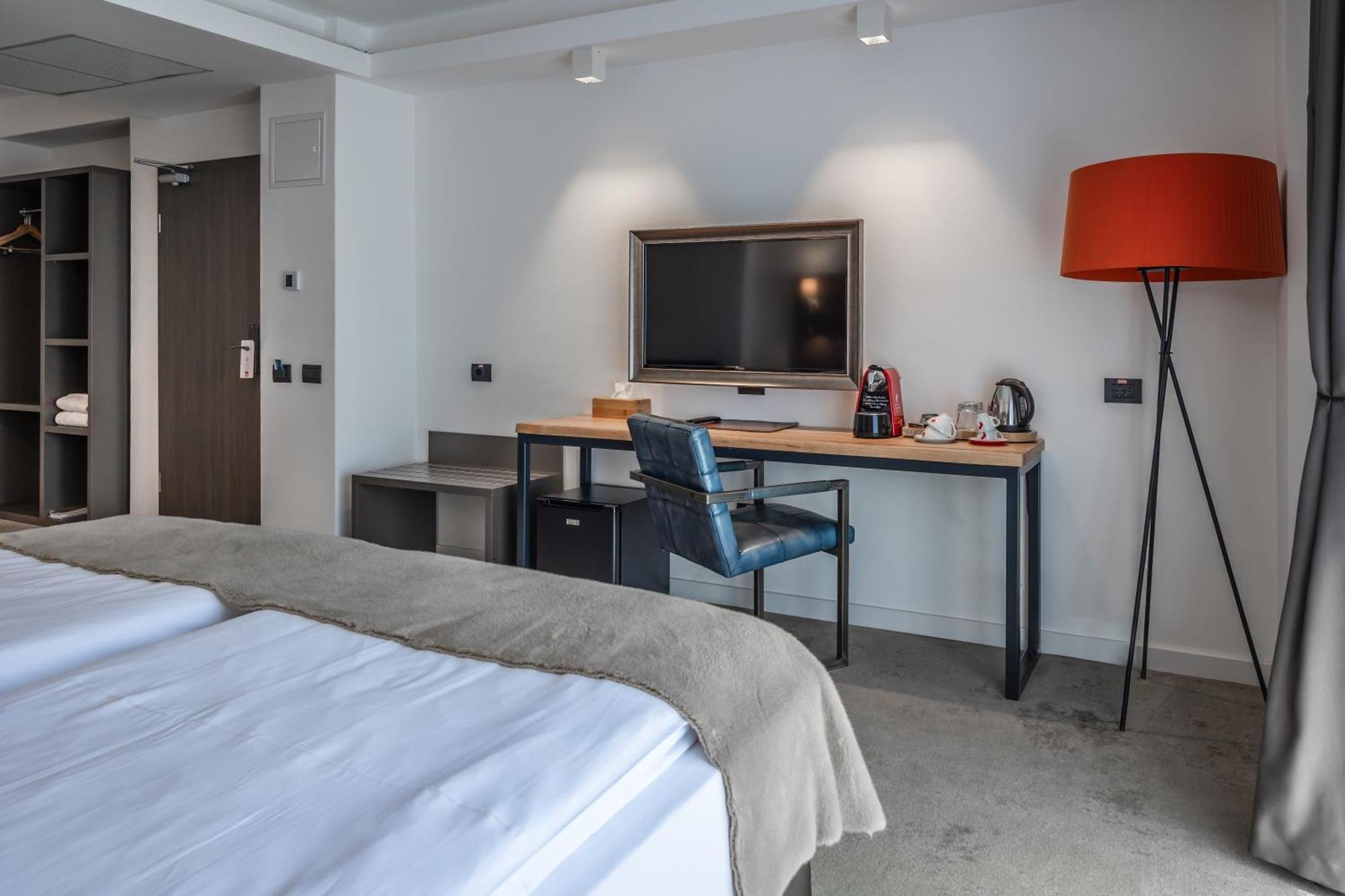 Charm Boutique Hotel Satu Mare Eksteriør billede