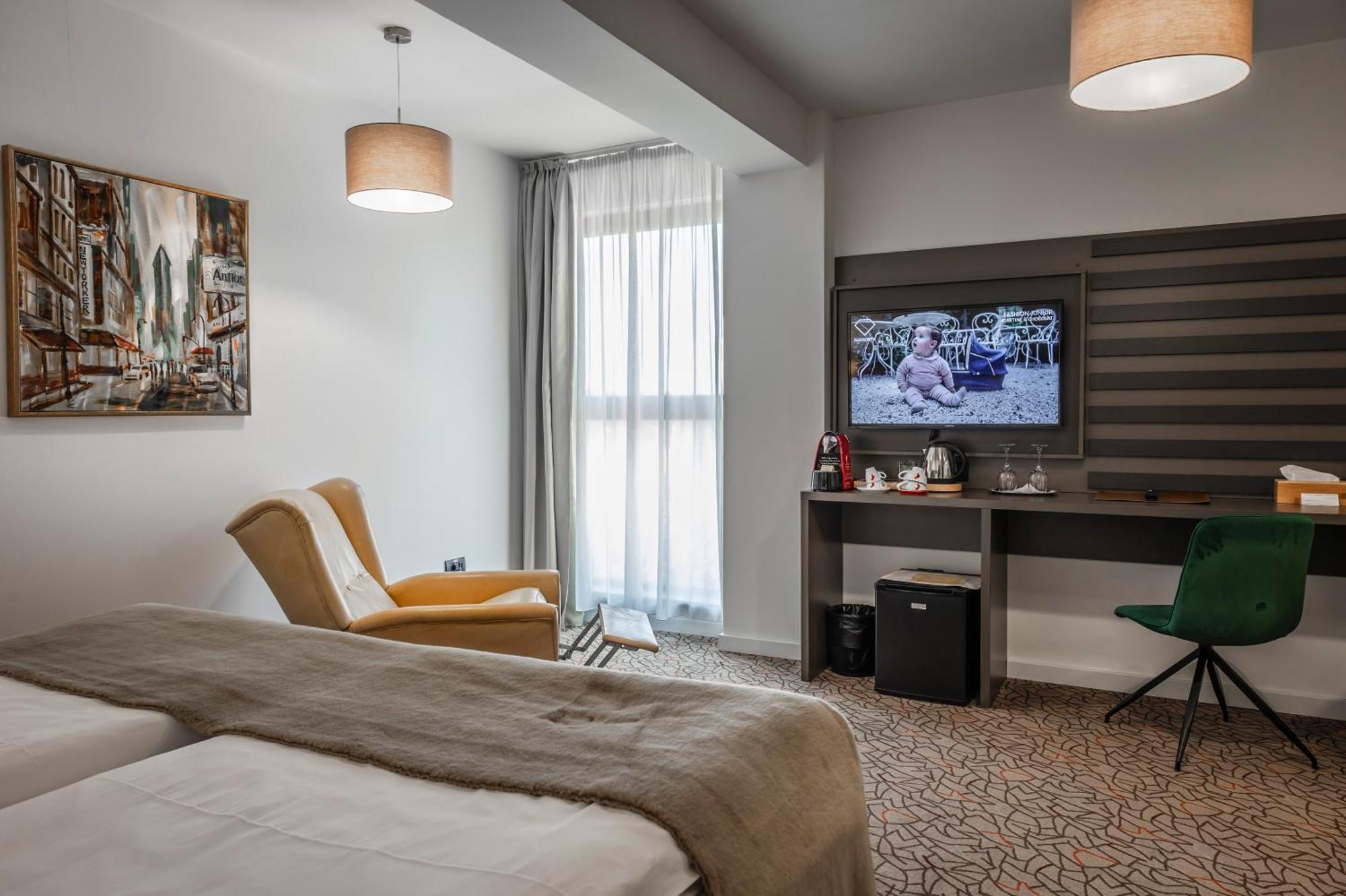 Charm Boutique Hotel Satu Mare Eksteriør billede
