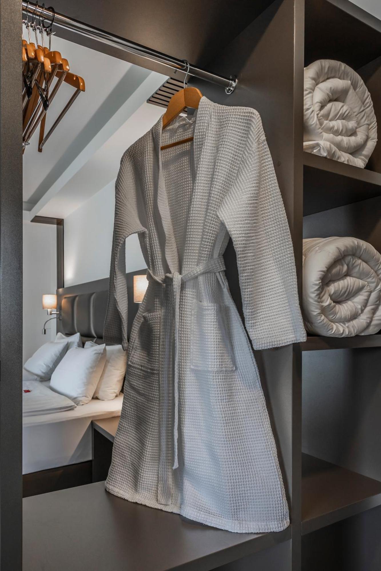 Charm Boutique Hotel Satu Mare Eksteriør billede